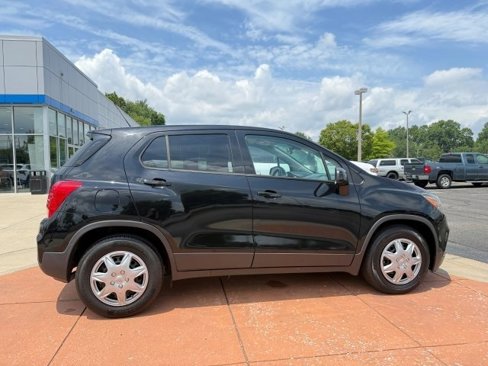 Used 2018 Chevrolet Trax LS image 6