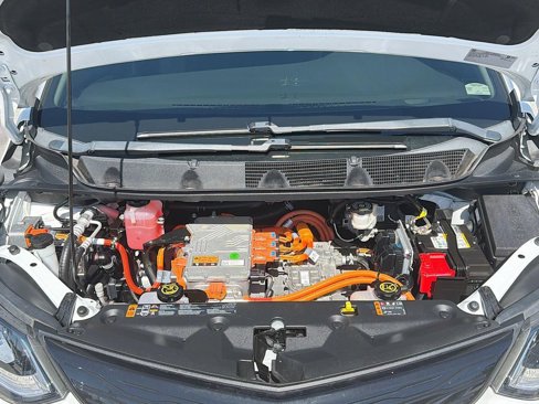Used 2020 Chevrolet Bolt LT image 31