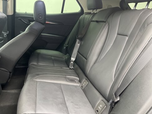 Used 2023 Buick Envision Essence image 19