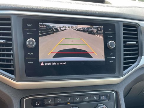Used 2021 Volkswagen Atlas SE image 20
