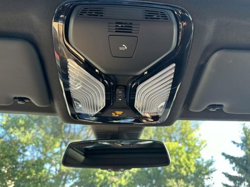 Certified 2024 BMW 330i xDrive Sedan image 38