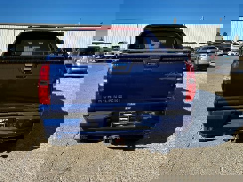 Used 2013 Chevrolet Avalanche LS image 3