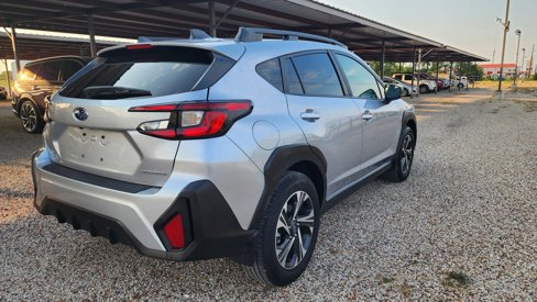 Used 2024 Subaru Crosstrek 2.0i Premium image 10