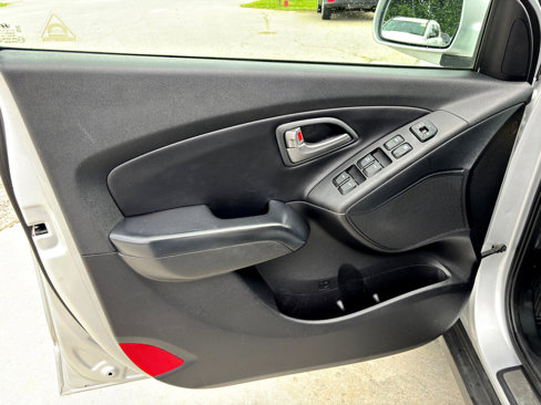 Used 2015 Hyundai Tucson Limited w/ Option Group 03 image 20