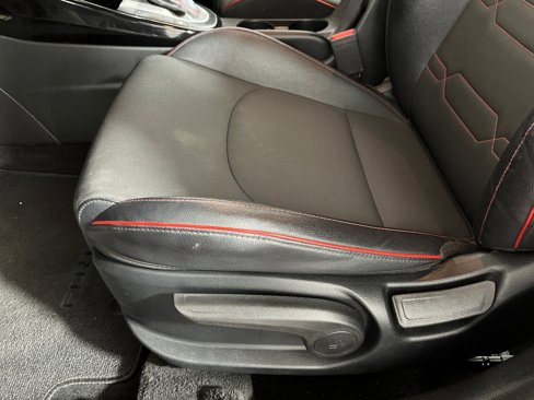 Used 2022 Kia Forte GT image 11