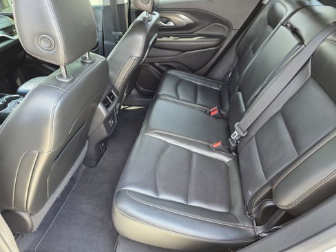 Used 2019 GMC Terrain SLT image 16
