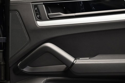Certified 2024 Porsche Cayenne S image 55