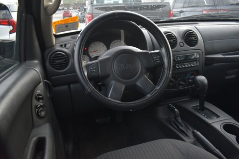 Used 2004 Jeep Liberty Sport w/ PWR Convenience Group image 14