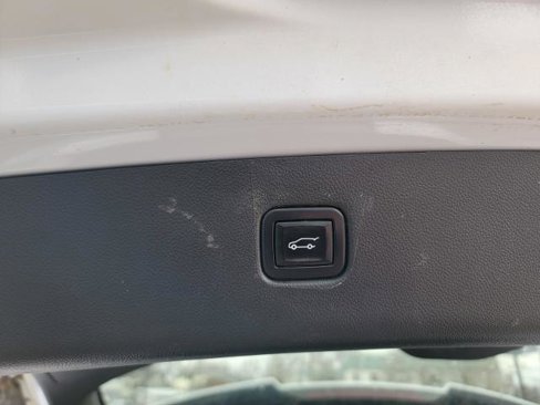 Used 2022 Chevrolet Blazer LT image 18