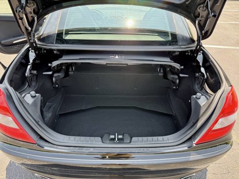 Used 2005 Mercedes-Benz SLK 350 image 30