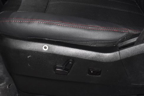 Used 2019 Dodge Grand Caravan GT image 6