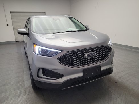 Used 2024 Ford Edge SEL image 14