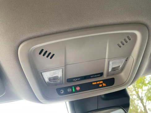 Used 2024 Chevrolet Malibu LT image 37