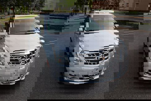 Used 2014 Cadillac XTS Luxury image 4