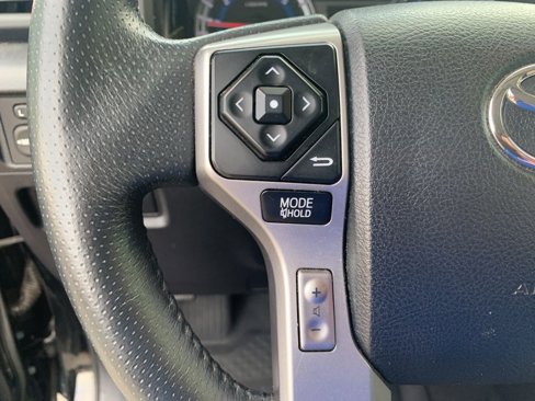 Used 2018 Toyota 4Runner SR5 Premium image 28