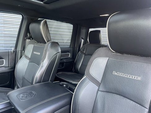 Used 2020 RAM 3500 Laramie image 22