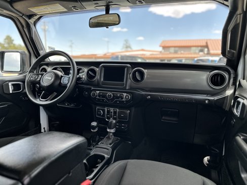 Used 2023 Jeep Wrangler Unlimited image 17
