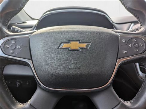 Used 2020 Chevrolet Traverse LT image 15