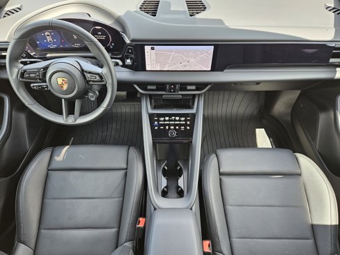 Certified 2024 Porsche Macan 4 Electric image 32