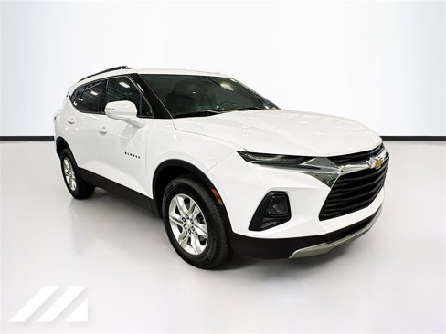 Used 2021 Chevrolet Blazer LT image 3