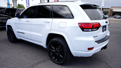 Used 2020 Jeep Grand Cherokee Altitude image 8