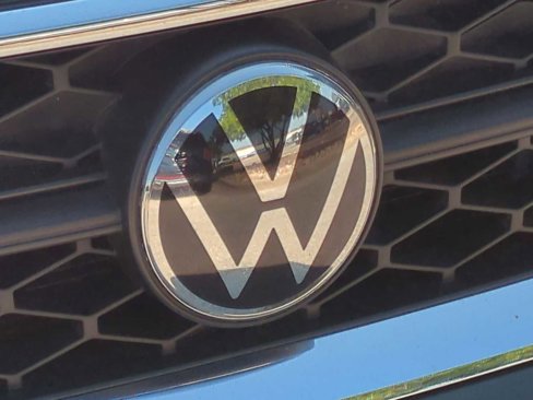 Used 2022 Volkswagen Taos S image 30