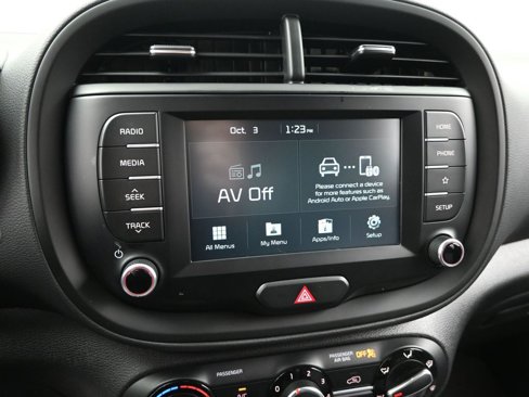 Used 2020 Kia Soul LX image 17