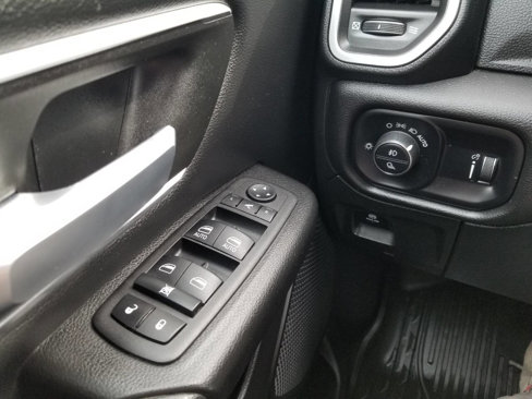 Certified 2023 RAM 1500 Big Horn image 29