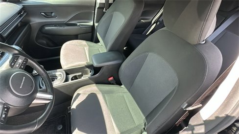 Used 2024 Hyundai Kona SEL image 19