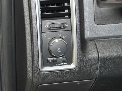 Used 2018 RAM 1500 Big Horn image 23