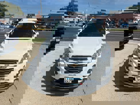 Used 2016 Chevrolet Trax LT w/ LT Convenience Package image 3