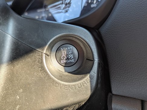 Used 2022 Jeep Renegade Latitude w/ Sun/Sound Group image 16