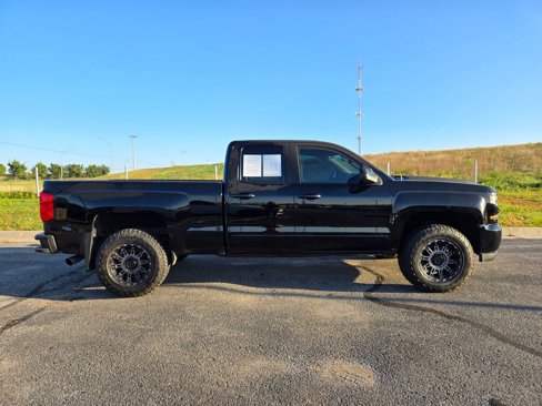 Used 2016 Chevrolet Silverado 1500 LT w/ All Star Edition image 2