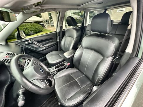Used 2017 Subaru Forester 2.5i Touring image 11