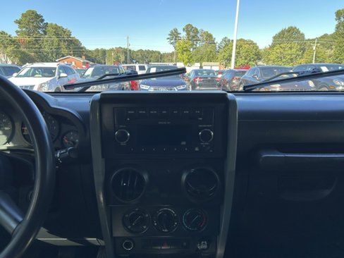 Used 2009 Jeep Wrangler X image 16