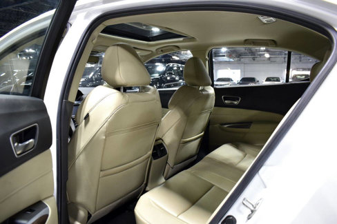 Used 2020 Acura TLX image 12