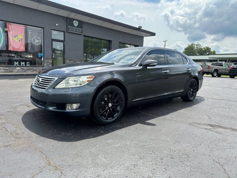 Used 2010 Lexus LS 460 L image 1