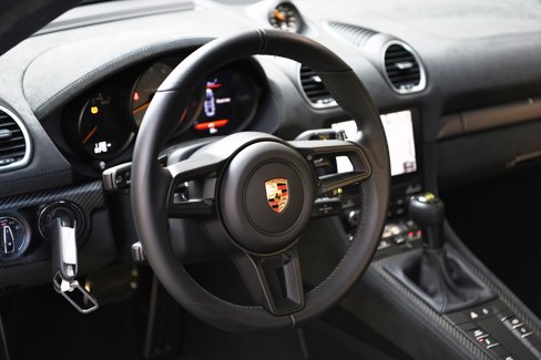 Used 2023 Porsche 718 Cayman GT4 RS image 12