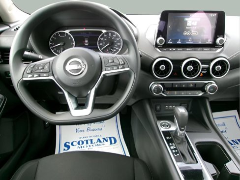 Used 2024 Nissan Sentra SV image 11