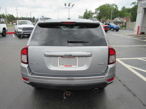 Used 2017 Jeep Compass High Altitude image 7
