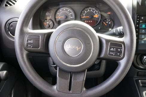 Used 2016 Jeep Patriot Sport image 23