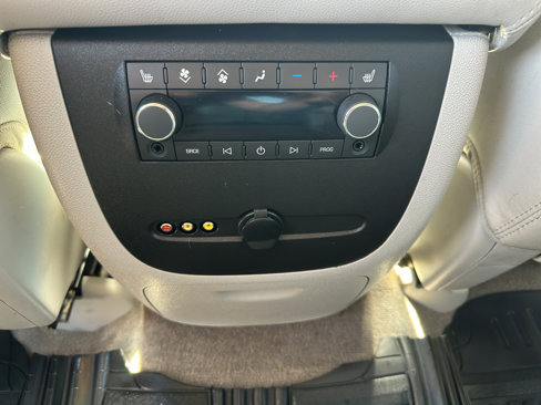 Used 2011 Chevrolet Tahoe LT image 29