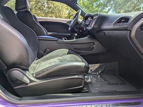 Used 2023 Dodge Challenger R/T Scat Pack image 3