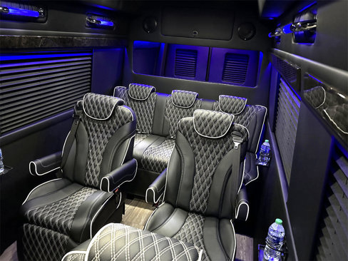 Used 2023 Mercedes-Benz Sprinter 3500 image 24