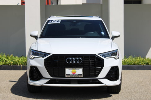 Certified 2025 Audi Q3 2.0T Premium w/ Convenience Package image 2