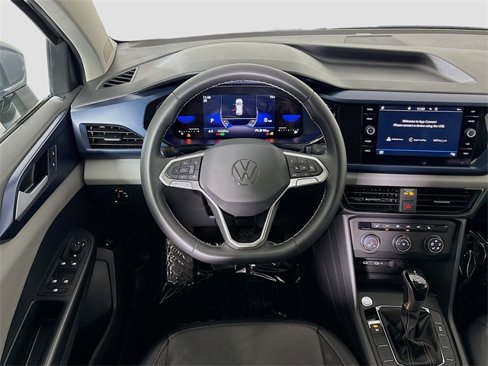 Used 2022 Volkswagen Taos SE image 21