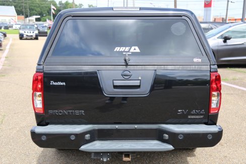Used 2020 Nissan Frontier SV w/ Midnight Edition Floor Mats image 4