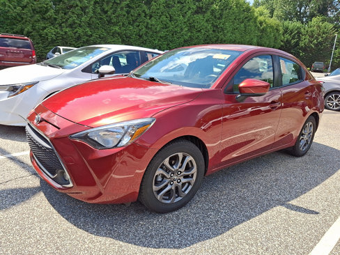 Used 2019 Toyota Yaris L image 2