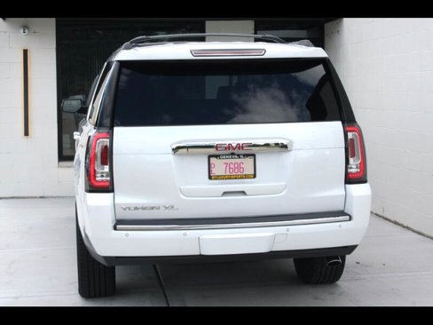 Used 2016 GMC Yukon XL Denali w/ Open Road Package image 7