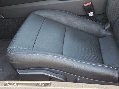 Certified 2024 Porsche 718 Cayman image 33
